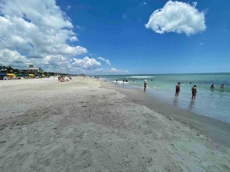 Gorgeous Oceanview-Jacuzzi Chelseahouse Apartment Myrtle Beach Exterior photo